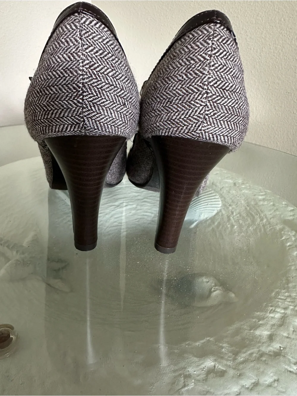 Dexflex Retro Pinup Herringbone T-Strap Heels 9.5⁠ runs small fits a size 9